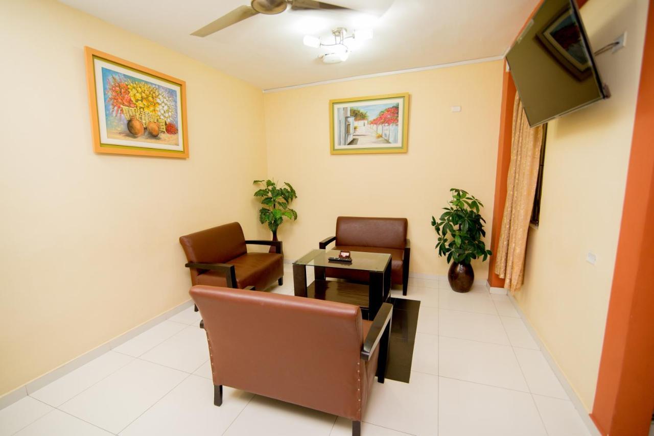 Ayenda Olimpo Piura Hotel Buitenkant foto
