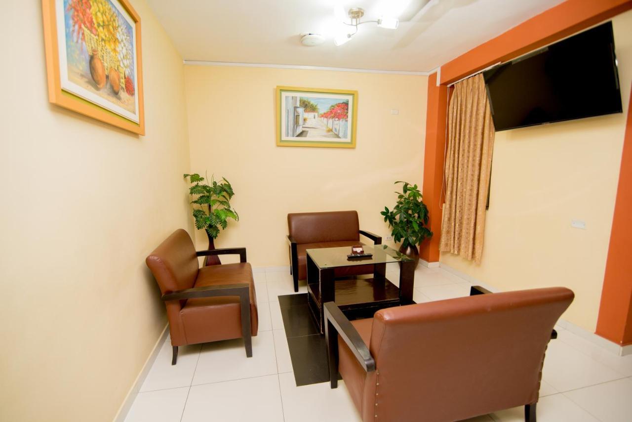 Ayenda Olimpo Piura Hotel Buitenkant foto